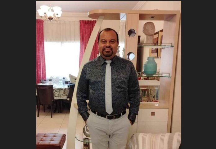 Dr. Randhir Mazumdar, HR management PhD, Indian Management School & Research Centre, IMSR, leadership coach, organizational development, human resources expert, veteran professional, academic excellence,Dr. Randhir Mazumdar, PhD in HRM, academic achievement, executive coach, leadership training, HR veteran, IMSR India, Human Resource Management, business transformation,Dr. Randhir Mazumdar, PhD, HRM, Indian Management School, corporate leader, defense veteran, ICF-PCC coach, Marshall Goldsmith coach, leadership development