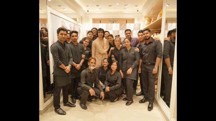 Tasva, Tasva Kolkata, Shantanu Maheshwari, Tarun Tahiliani, Indian Menswear, Kolkata fashion, store launch, Rash Behari