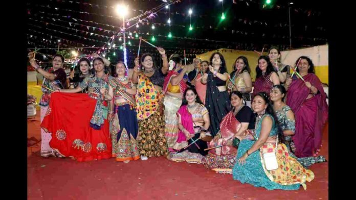 Dandiya Night, Navratri, Bal Ramlila Dwarka, Dwarka events, Delhi Navratri, Dandiya, devotional songs, cultural program Delhi, festive celebration, traditional dance